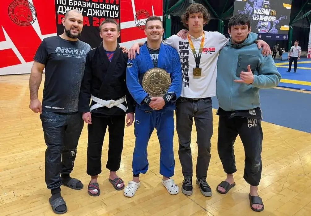 новогоднее поздравление детей.jpg